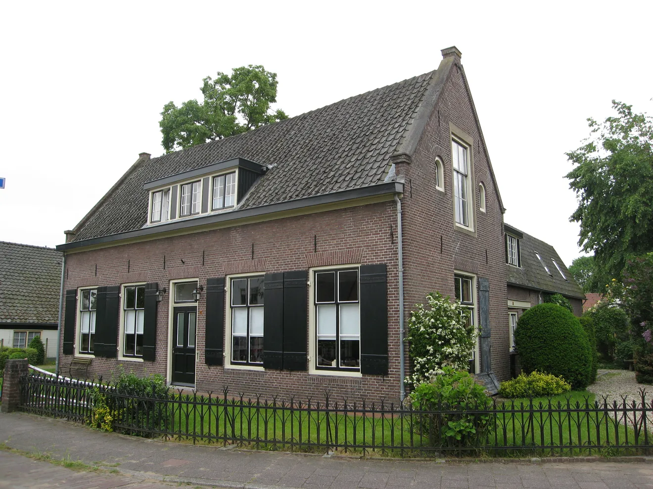 Monumentale woning aan de Dorpsstraat in Blaricum